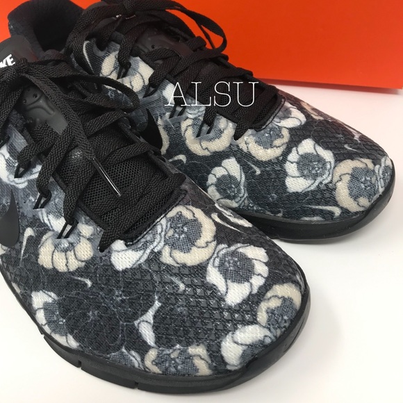 Nike Metcon 4 XD PRM Flowers Black White W AUTHENT - Picture 7 of 8